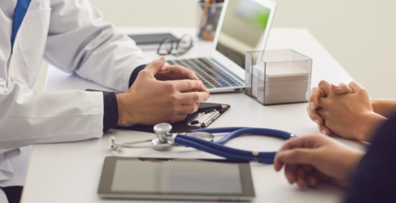 Médicos portugueses defendem maior vigilância de saúde em doentes com perturbação mental grave